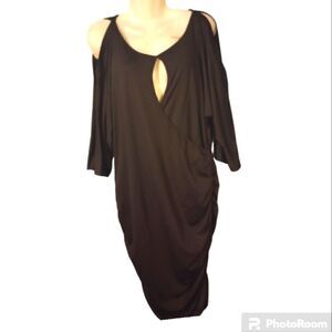 Ruched side cold shoulder body con dress keyhole cutout